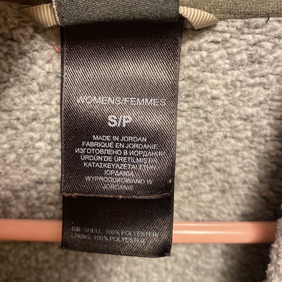 North Face jacket - Picture 6 of 8